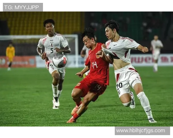 香港足球明星队挑战日本队展现拼搏精神与竞技魅力